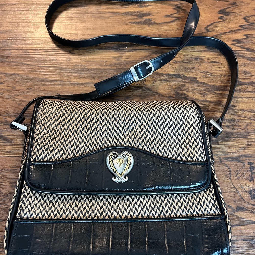 Marlo black and Tan shoulder bag